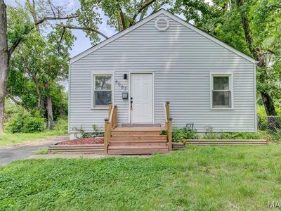8067 Aline Ave