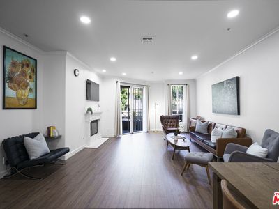 333 Westminster Ave APT 104