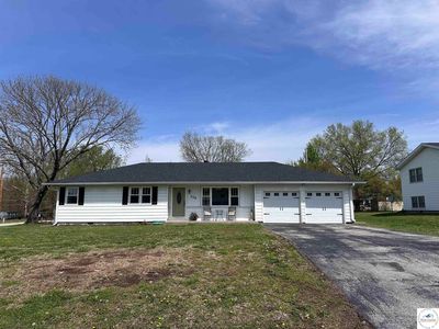 115 W Sundale Dr