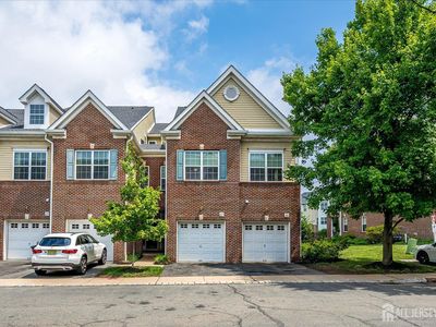 27 Taft Ln