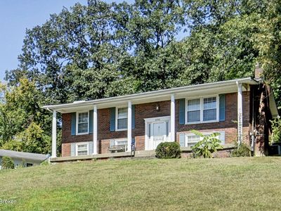 Property at 5702 Deep Forest Ct, Louisville, KY