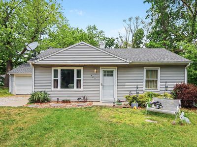 405 Colonial Ave