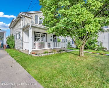 318 W Market St