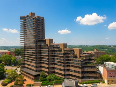 1 Trimont Ln APT 810A