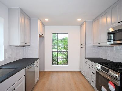 15411 Robin Grove Ct