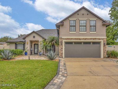 805 W AMERICAN EAGLE Drive