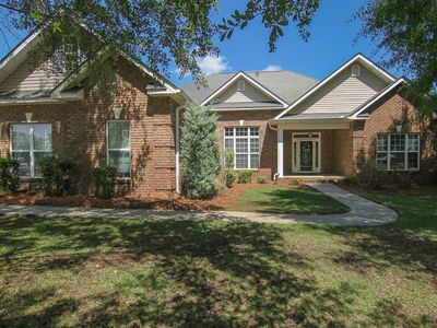 112 Addington Dr