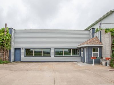 82136 Highway 11