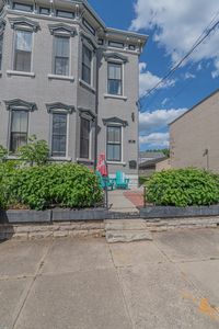 363 Berry Ave