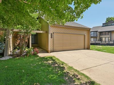5804 S Atlanta Ave #2