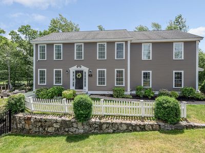 103 Meadow Creek Dr