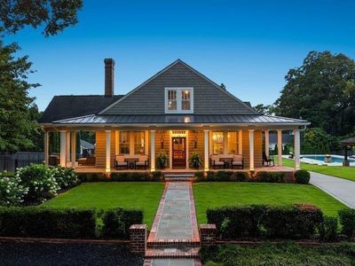 24 Highland Dr