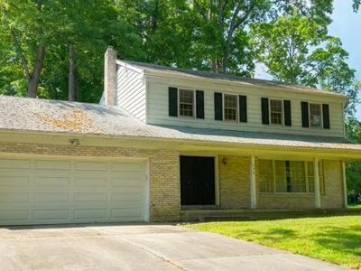 434 Woodcrest Dr
