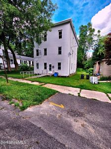32 Westminster St