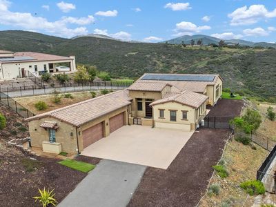 3881 Rancho Summit Dr