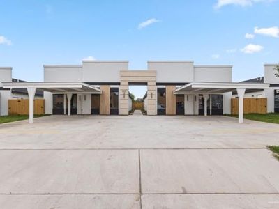 4221 Heron Ave #17