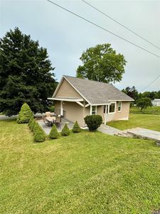 35 Willow Road