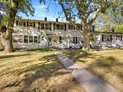 3880 Grandview Dr