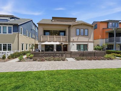 817 Jersey Ct