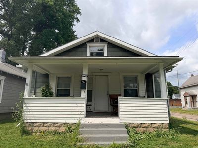 1600 W Adams St
