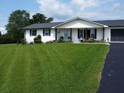 1679 Brookview Dr