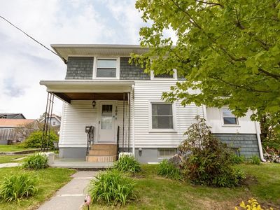 162 W Housatonic St