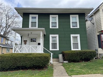 73 W 4th St