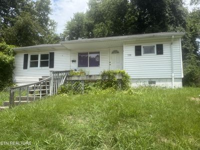 108 Jasper Ln