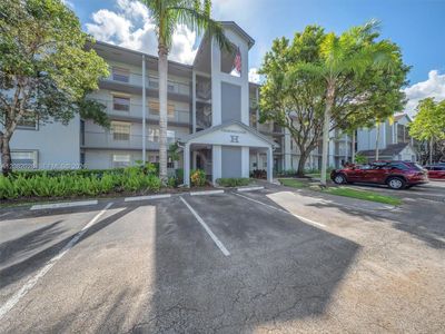 1401 SW 128th Ter APT 304H