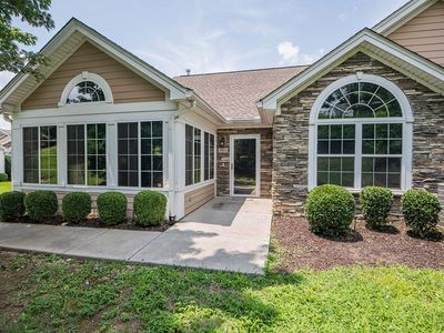 2523 Baskette Way