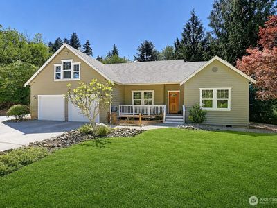 308 RIDGELAWN Place