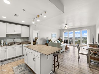 9902 S Thomas Dr Unit 732