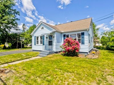 30 Cady St