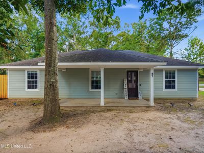 97 Meadow Dr