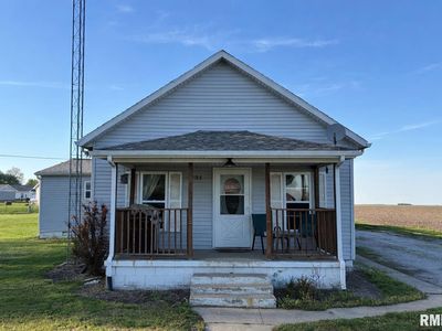 Property at 731 E Jackson St, Virden, IL