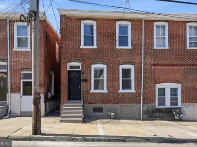 644 E Moore St