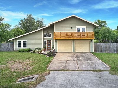 6995 Lovers Ln