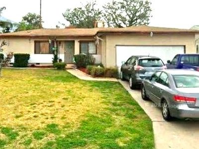 6757 Del Rosa Dr
