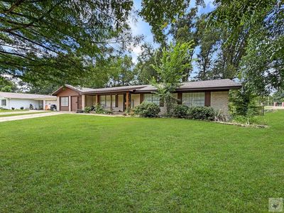 102 Myrtle Dr