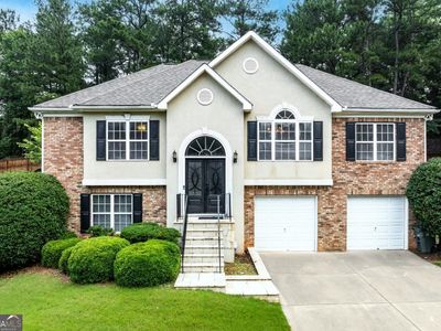 1041 Soaring Dr