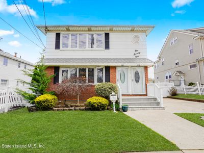 179 Eltingville Blvd