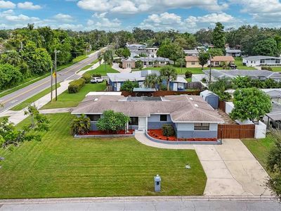 1995 Deborah Ave