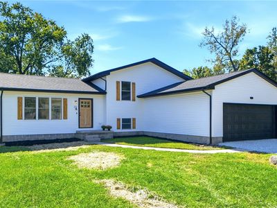 22 Apple Ln