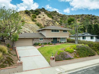 1740 Hillfair Dr