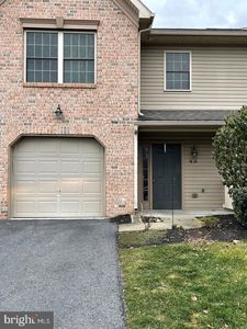 Property at 17 Spring View St, Carlisle, PA