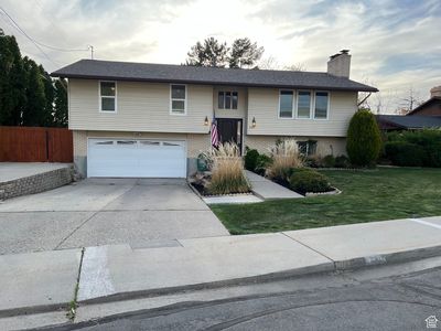 1101 N 75 E