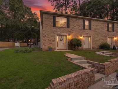 1307 Foxborough Dr