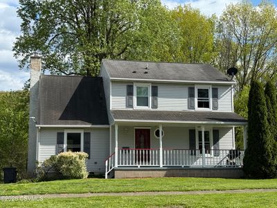 134 E 12th St