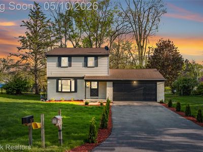 Property at 1874 Hopkins Dr, Wixom, MI