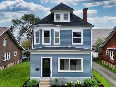 1428 Dormont Ave